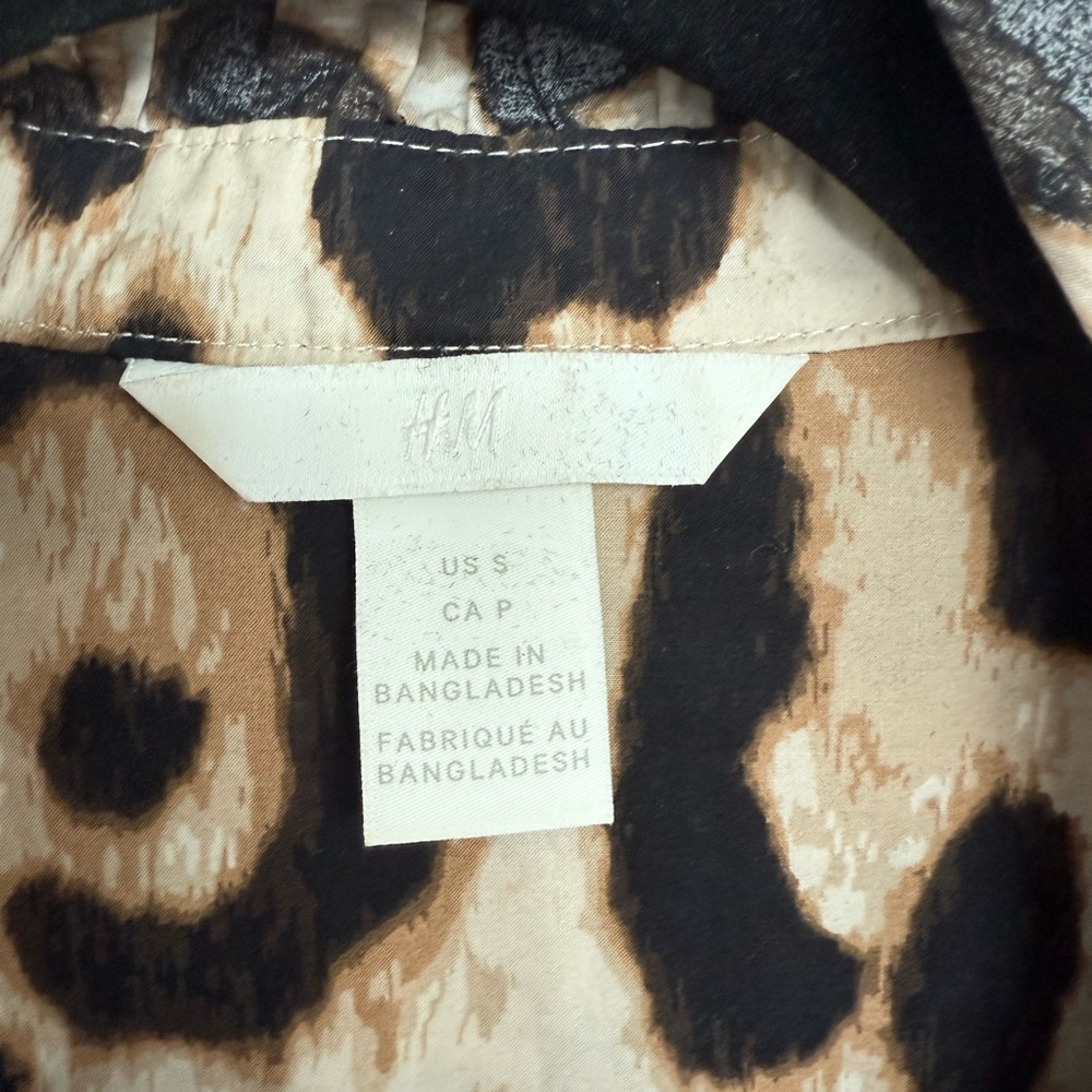 H&M Ruffle Trimmed Blouse - Picture 4 of 7